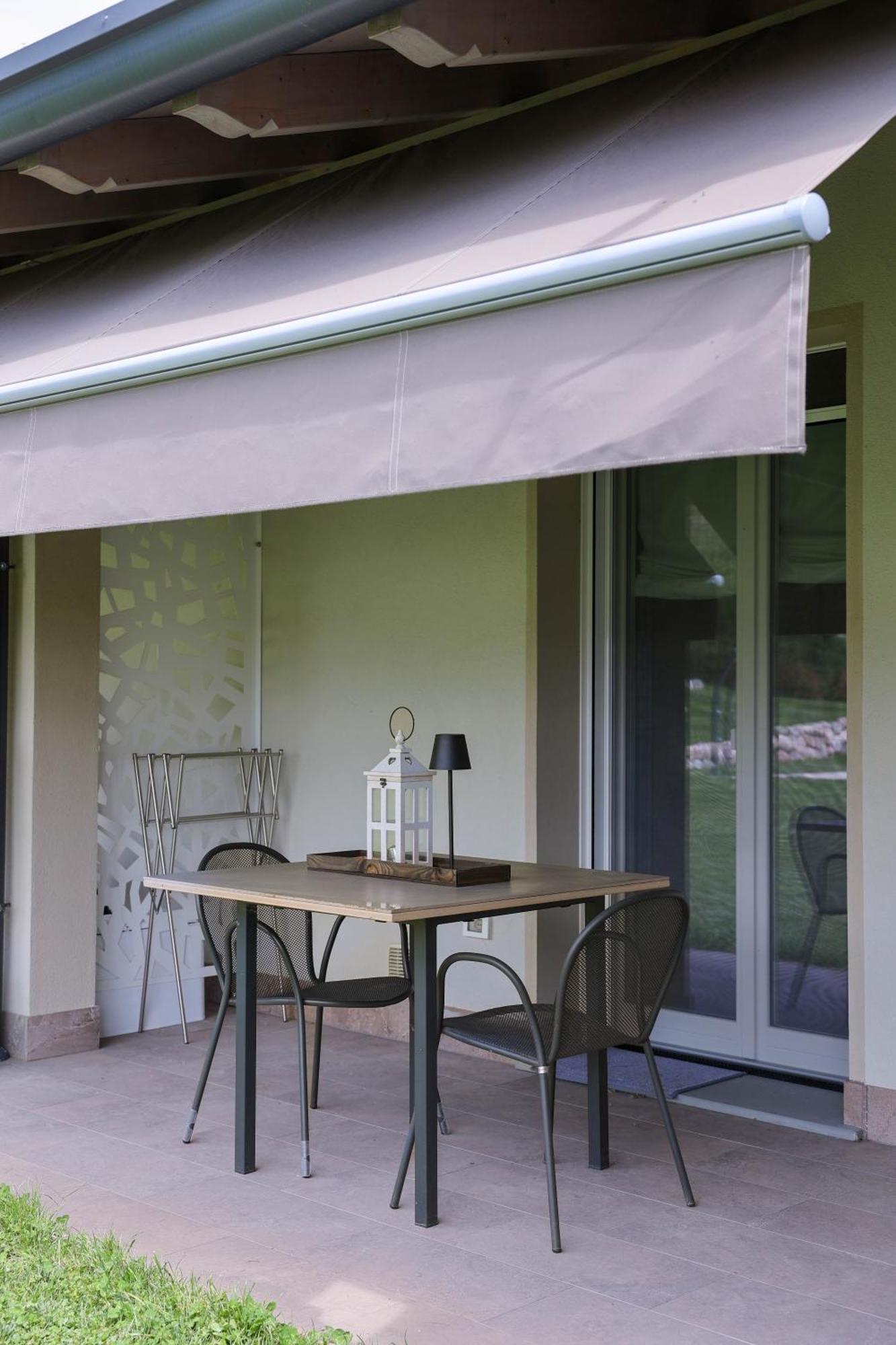 קסטלנואובו דל גארדה Bed And Breakfast Le Giale מראה חיצוני תמונה